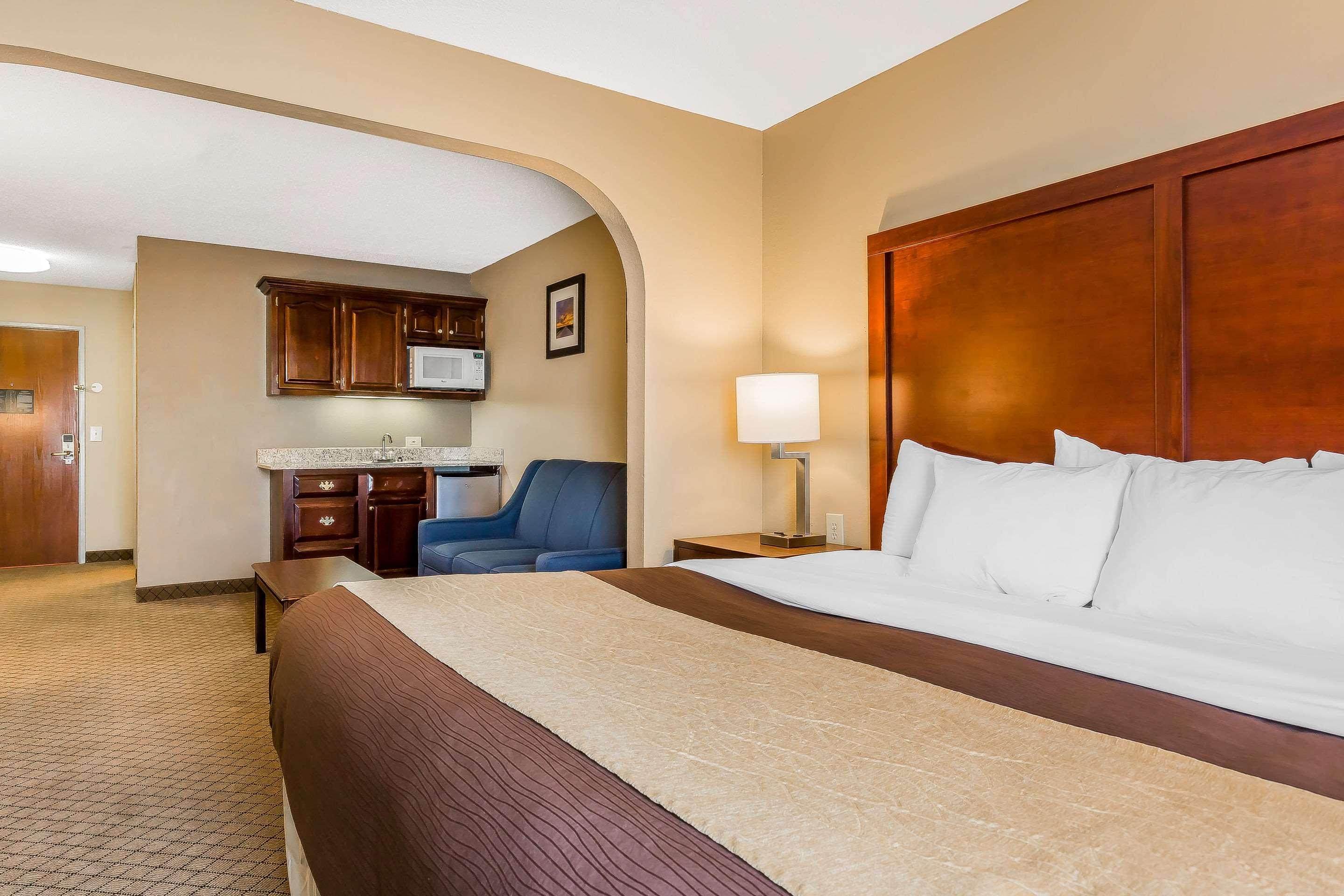 Comfort Inn & Suites Mishawaka-South Bend Exteriör bild