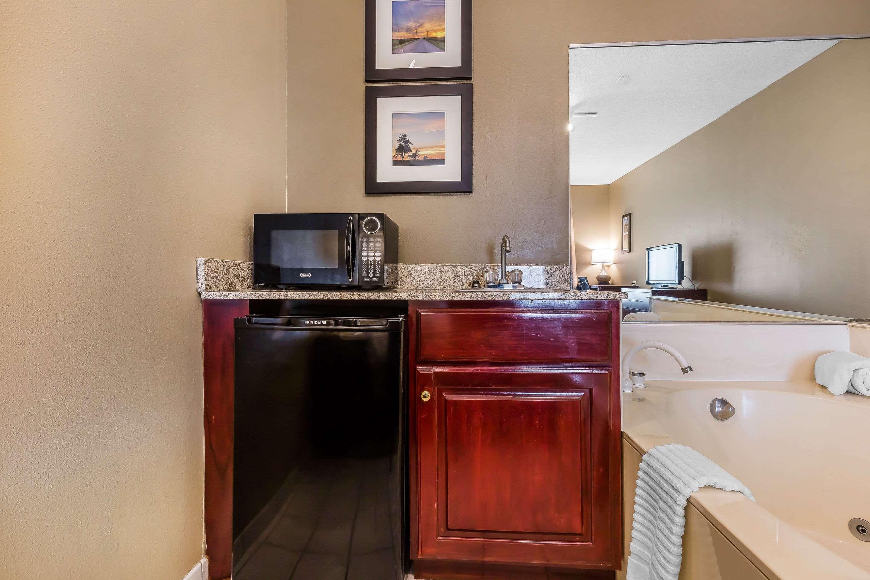 Comfort Inn & Suites Mishawaka-South Bend Exteriör bild